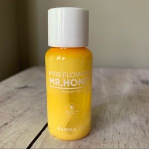 2/15$ BANILA CO Miss Flower & Mr. Honey Propolis Rejuvenating Lotion